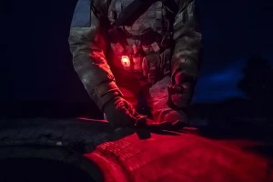 Фонарь-брелок Armytek Crystal Pro IR