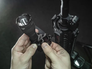 Крепление для фонарей Armytek AWM-04