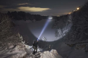 Поисковый фонарь Armytek Barracuda Pro Max Magnet USB