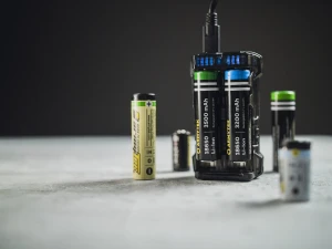 Зарядное устройство Armytek Handy C2 VE