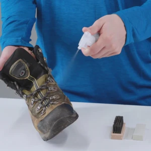 Водоотталкивающая пропитка Gear Aid Revivex® Suede+Fabric Water Repellent 120ml