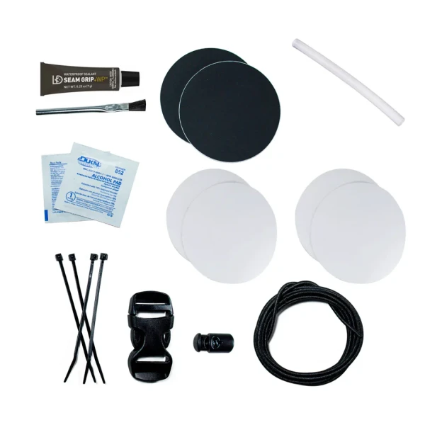 Набор фигурных заплаток для ремонта Gear Aid Tenacious Tape® Camp Repair Kit