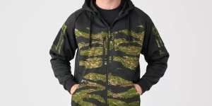 Black / Tiger Stripe