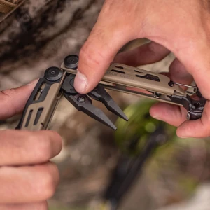 Мультитул Leatherman Signal™