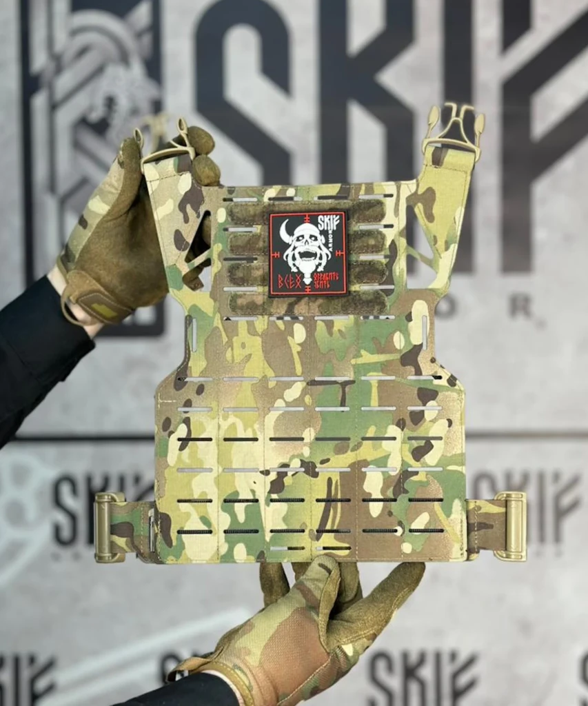 Сборка в формфакторе Skif Armor «Тяжелый Честриг» (АС)