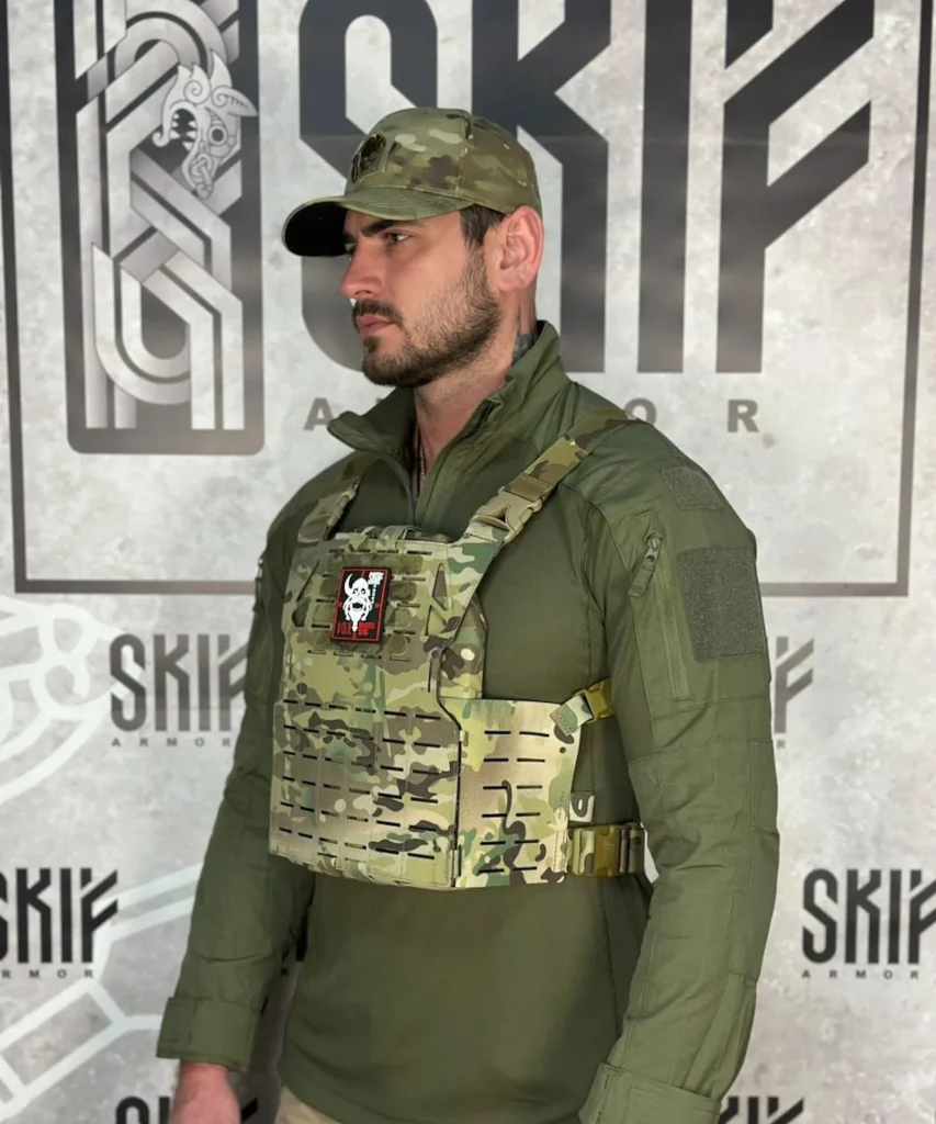 Сборка в формфакторе Skif Armor «Тяжелый Честриг» (АС)